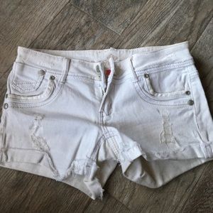 NWOT Almost Famous White distressed denim shorts